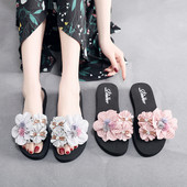 Papuci antiderapanti de dama decorati cu flori
