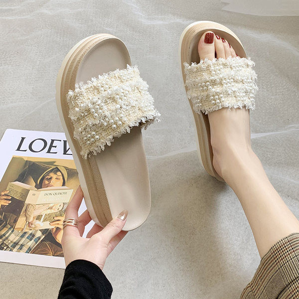 Papuci de dama cu platforma si bretele textile cu perle