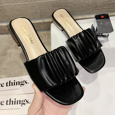 Γυναικείες μοντέρνες έκο δερμάτινες παντόφλες  σε δύο χρώματα