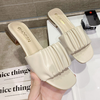 Γυναικείες μοντέρνες έκο δερμάτινες παντόφλες  σε δύο χρώματα