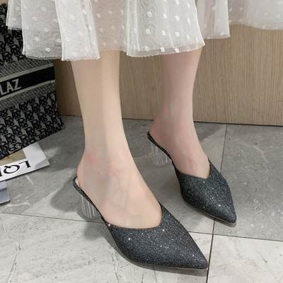 Νέο μοντέλο μυτερές παντόφλες με γυαλιστερά σωματίδια και διάφανό τακούνι