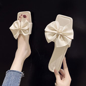 Papuci de dama moderni din piele cu panglica