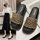 Papuci moderni de dama cu platforma de 4 cm in trei culori