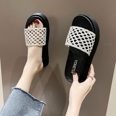 Papuci moderni de dama cu platforma de 4 cm in trei culori