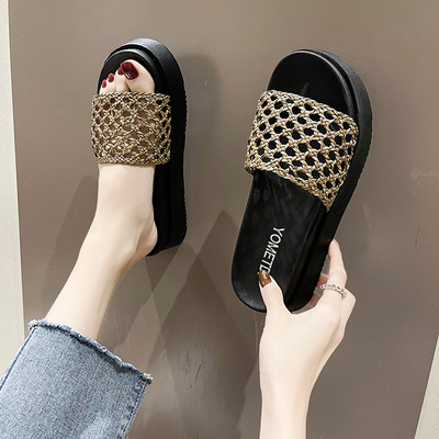 Papuci moderni de dama cu platforma de 4 cm in trei culori