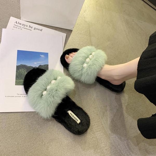 Model nou de papuci dama puf cu perle in mai multe culori