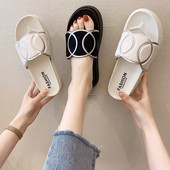 Sandale de damă cu talpă plată și curea din piele ecologică