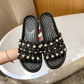 Papuci casual de dama decorati cu perle