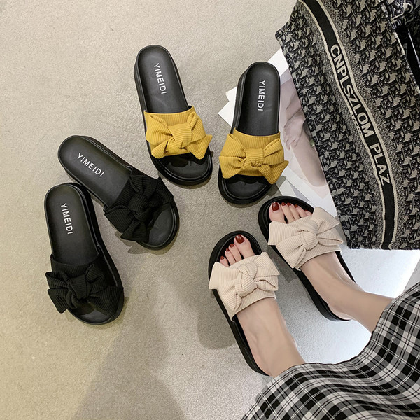 Jauns sieviešu čību modelis ar lenti un plakanu zoli - trīs krāsas