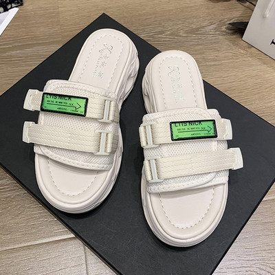 Casual παντόφλες με τραχιά σόλα και velcro