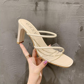 Papuci de dama moderni cu toc transparent de culoare bej