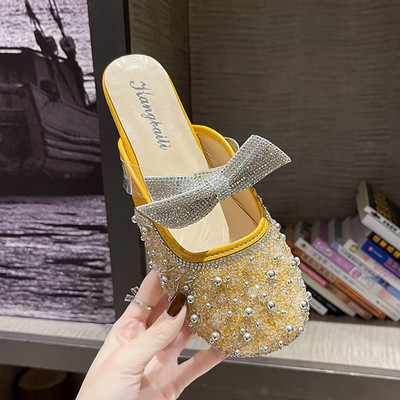 Καθημερινές κλειστές παντόφλες με κορδέλα και πέρλες