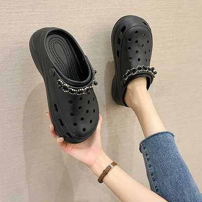 Model nou de papuci de dama cu pietre decorative potriviti pentru plaja