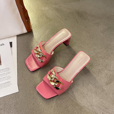 Papuci de dama din imitatie de piele cu decor metalic