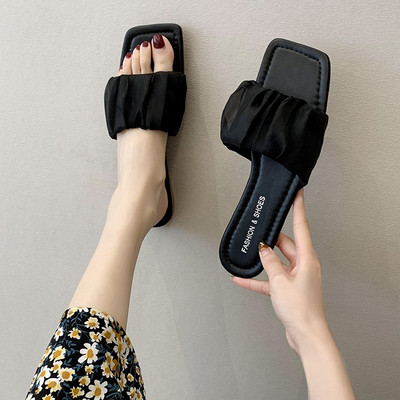 Papuci patrati de dama cu talpa plate