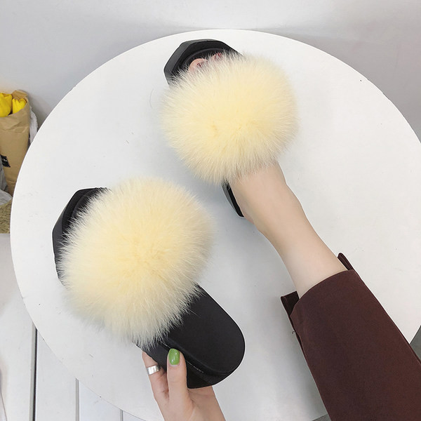 Casual γυναικείες παντόφλες με επίπεδη σόλα σε τρία χρώματα