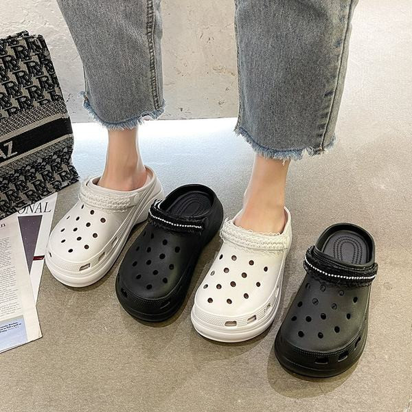 Papuci de dama cu dantela si pietre in doua culori