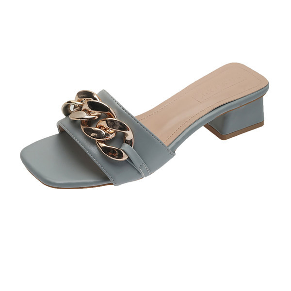 Papuci de damă din piele cu lanțuri metalice