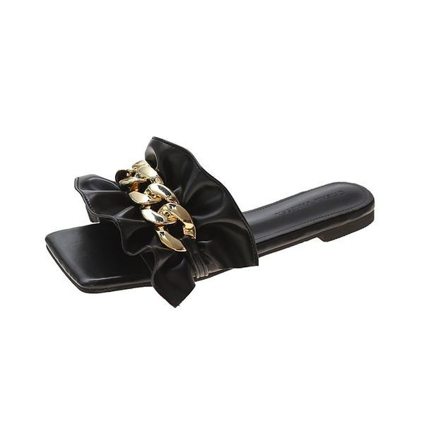 Papuci casual dama in forma patrata si decor metalic