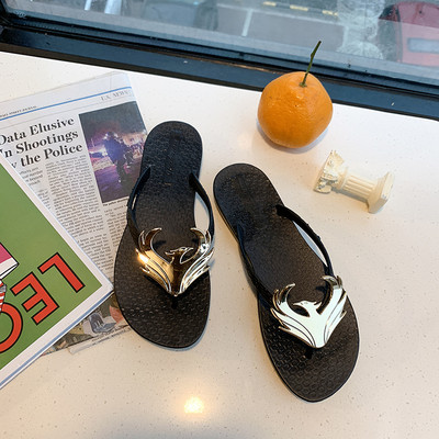 Casual γυναικείες παντόφλες με τρισδιάστατο στοιχείο