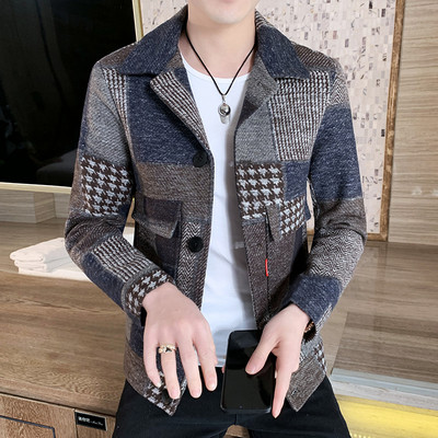 Jachetă bărbătească elegantă, model cu buzunare