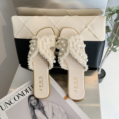 Model nou de papuci de dama cu perle