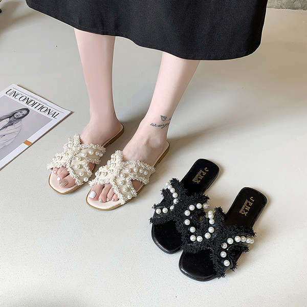 Model nou de papuci de dama cu perle