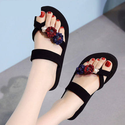 Sieviešu ikdienas čības ar pērlēm un ziediem