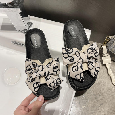 Model nou de papuci de dama cu panglica si talpa plata in trei culori