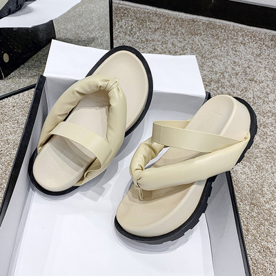 Papuci casual dama intre degete cu platforma