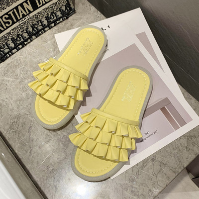 Papuci de damă actuali cu bucle