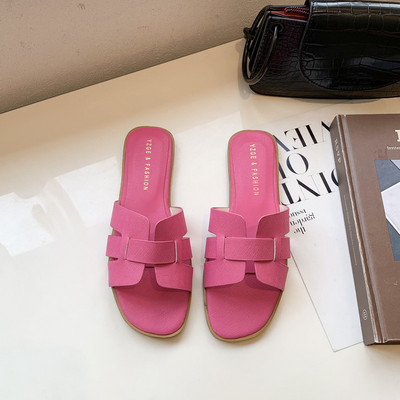 Model nou de papuci de dama cu talpa plata pentru vara