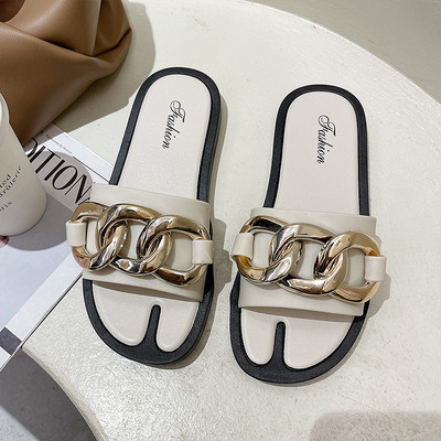 Papuci casual de dama cu decor metalic si talpa plata