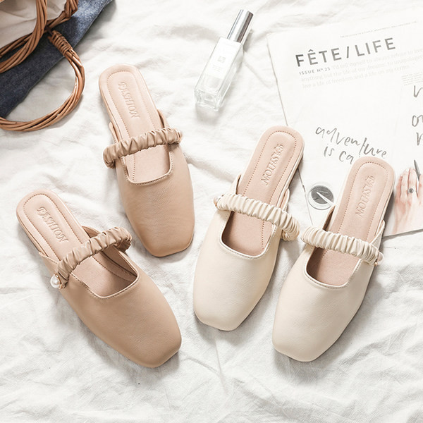 Jauna modeļa slēgtas čības ar ievilktu daļu un pērli