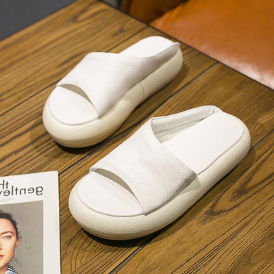 Papuci de vara cu platforma model simplu