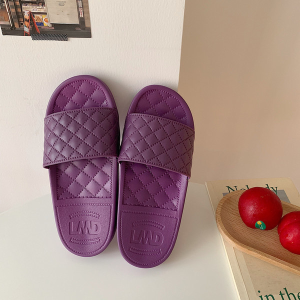 Papuci de dama matlasati cu talpa antiderapanta