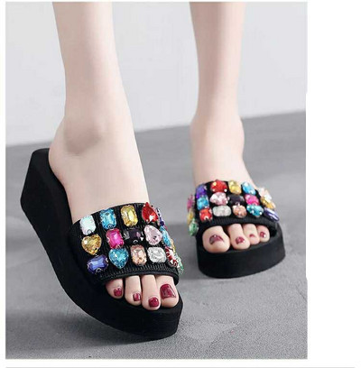 Papuci dama cu pietre decorative colorate