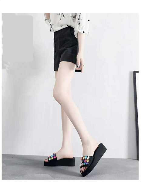 Papuci dama cu pietre decorative colorate