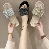 Γυναικείες παντόφλες με επίπεδη σόλα και πέρλες