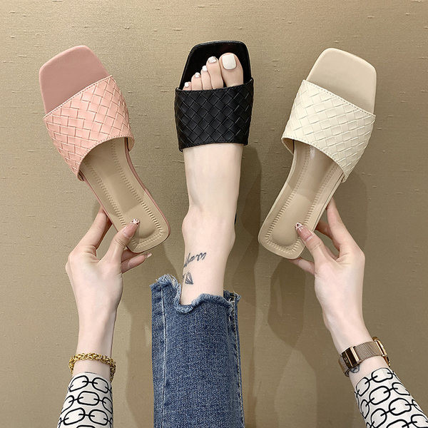 Sieviešu mākslīgās ādas čības trīs krāsās