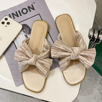 Jauna modeļa čības ar lentīti trīs krāsās