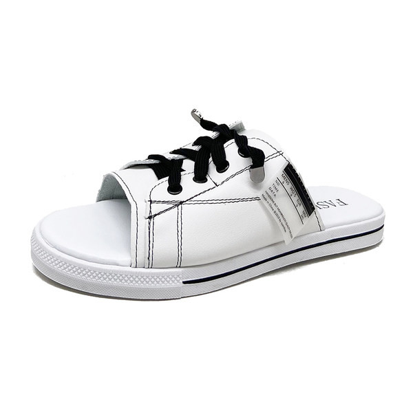 Sieviešu ikdienas čības ar mežģīnēm un plakanu zoli