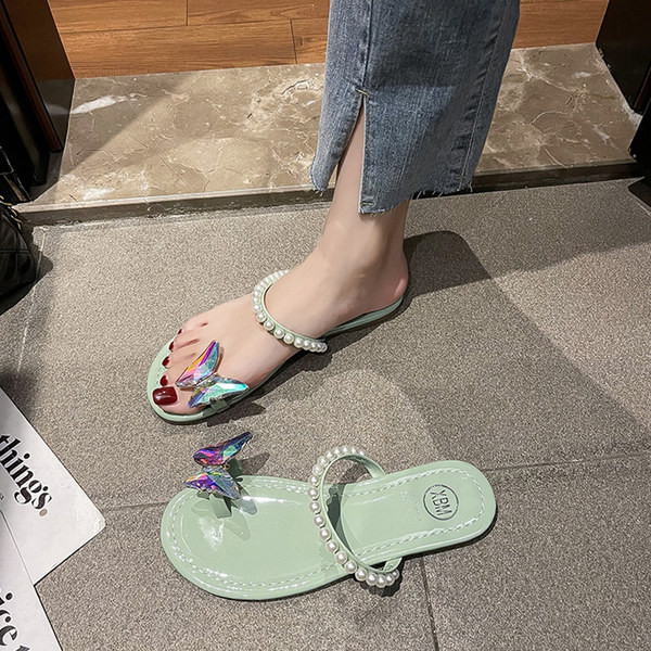 Papuci moderni de dama cu element fluture 3D