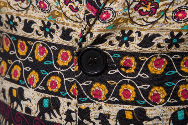 Jachetă modernă pentru bărbați model montată cu nasturi