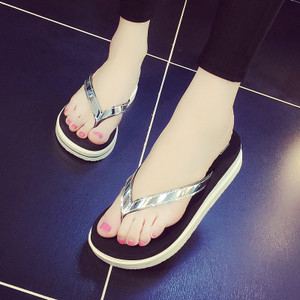 Γυναικείες casual παντόφλες  με επίπεδη σόλα