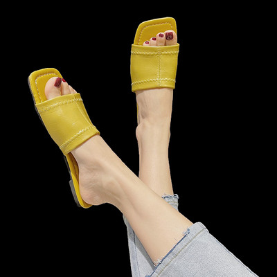 Papuci de dama din piele cu talpa plata - model patrat