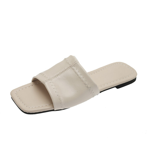 Papuci de dama din piele cu talpa plata - model patrat