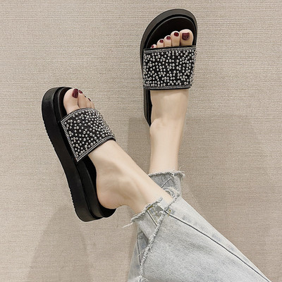 Papuci dama cu margele si talpa plata in doua culori