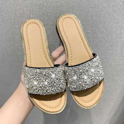 Papuci de damă cu talpă plată și particule strălucitoare