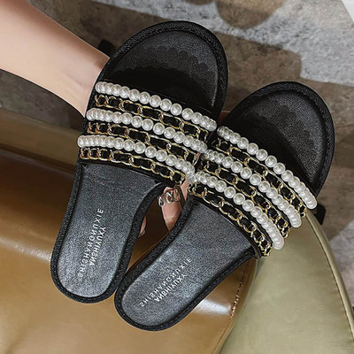 Papuci moderni de dama cu talpa plate si perle